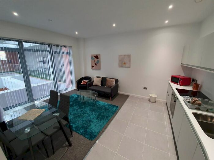 1 Bedroom Flat To Rent In Corporation Street, Coventry CV1