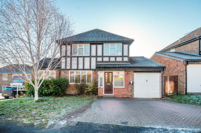 4 Bedroom Detached House For Sale In Melksham Close, Lower Earley, Reading, RG6