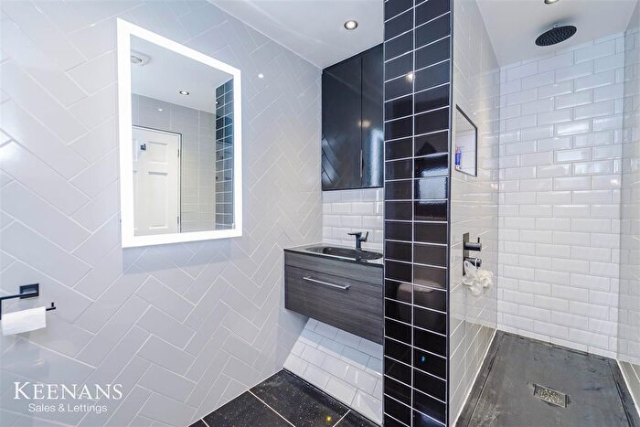 4 Bedroom Detached House For Sale In The Fairways, Whitefield, Manchester, M45