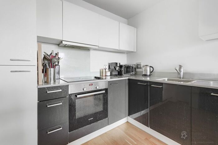 1 Bedroom Flat To Rent In Tinderbox, Octavius Street, Deptford, SE8
