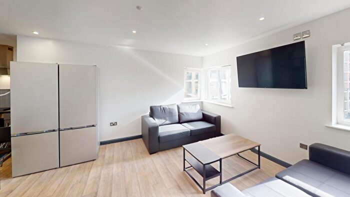 6 Bedroom Apartment To Rent In Stepney Lane, Newcastle Upon Tyne, NE1