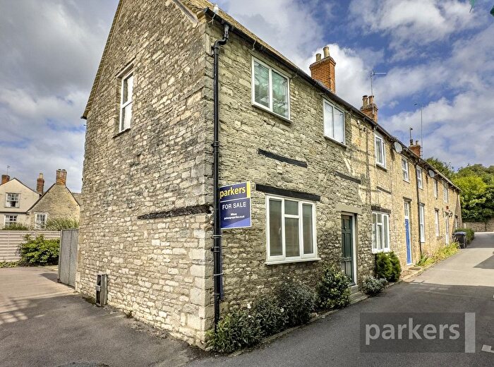 1 Bedroom Flat For Sale In Newland, Witney, Oxfordshire, OX28