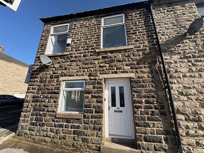 1 Bedroom Flat To Rent In Manchester Road, Haslingden, Rossendale, BB4