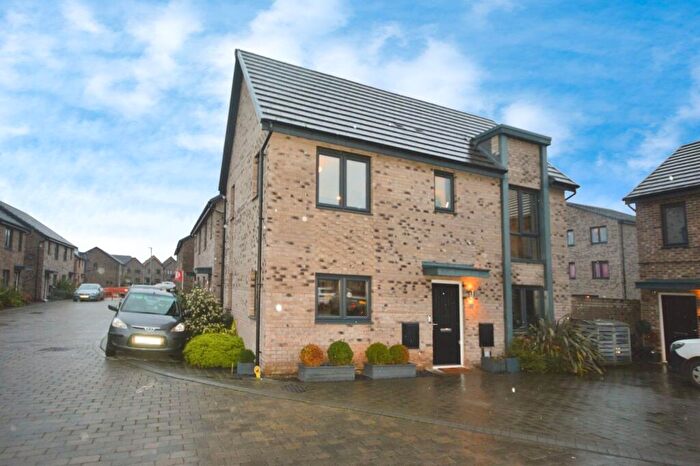 3 Bedroom Detached House For Sale In Sawmill Mews, Chesterfield, Derbyshire, S41