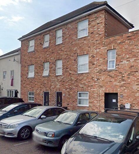 1 Bedroom Flat To Rent In Commercial Road, Bedford, MK40