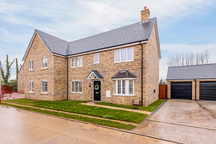 3 Bedroom Semi Detached House For Sale In Putters Place, Damgate, Holbeach, PE12