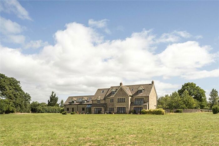 6 Bedroom Detached House For Sale In Duns Tew, Bicester, Oxfordshire, OX25