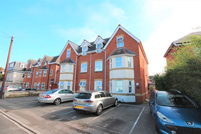 2 Bedroom Flat To Rent In Carysfort Road, Bournemouth, BH1