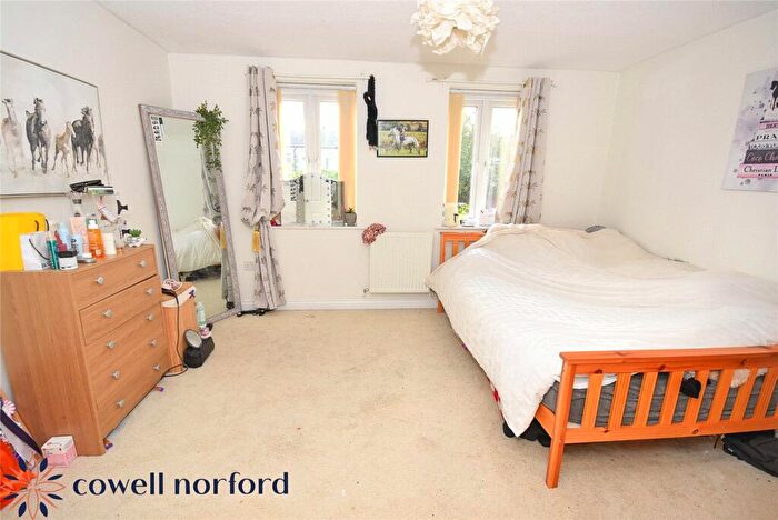 3 Bedroom Terraced House For Sale In Rosebay Close, Royton, Oldham, OL2