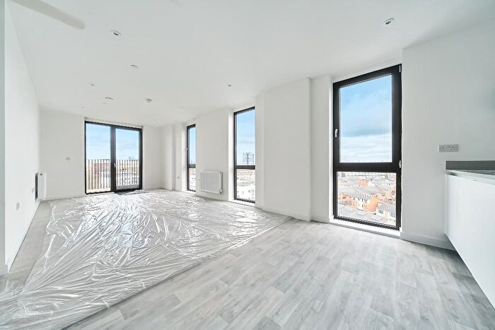 2 Bedroom Flat To Rent In Silwood Street, Southwark, Surrey Quays, London, SE16