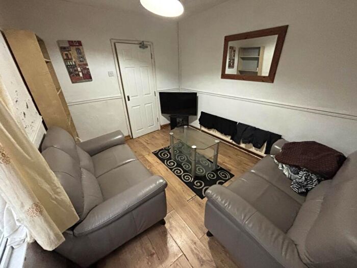 4 Bedroom House To Rent In Angus Street, Roath, CF24