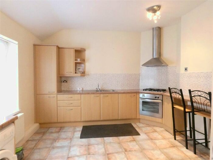 2 Bedroom Apartment To Rent In Chapel Street, Llandudno, Conwy, LL30