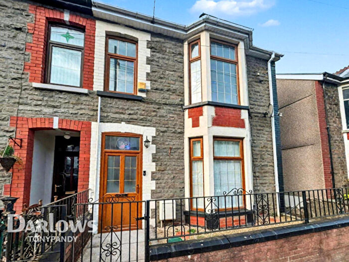4 Bedroom Semi-Detached House For Sale In Ferndale, CF43
