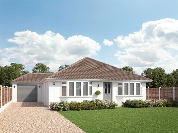 2 Bedroom Detached Bungalow For Sale In Broadfields Close, Nr Darley Abbey, Derby, DE22