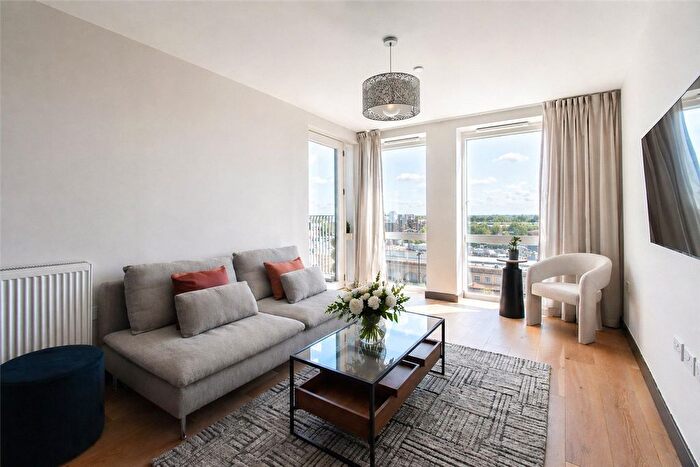 1 Bedroom Flat To Rent In Station Square, Cambridge, CB1