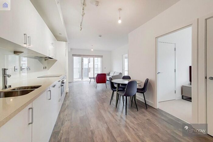 2 Bedroom Apartment To Rent In Adlay Apartments, Millet Place, London, E16