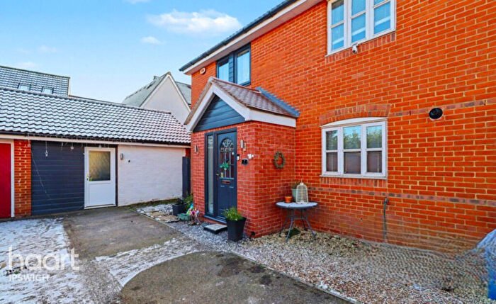 2 Bedroom Semi Detached House For Sale In Emperor Circle, Ipswich, IP3