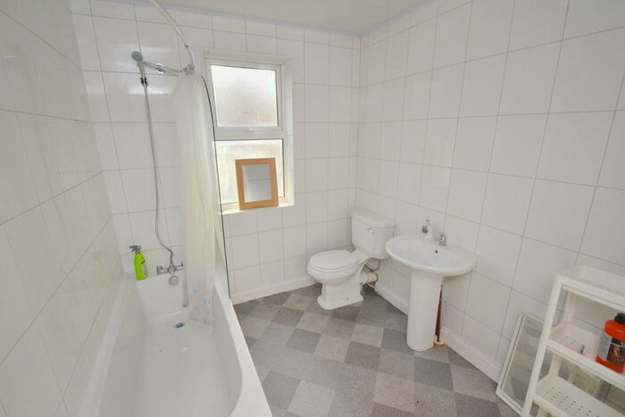 5 Bedroom Detached House To Rent In Landcross Road, Fallowfield, Manchester, M14