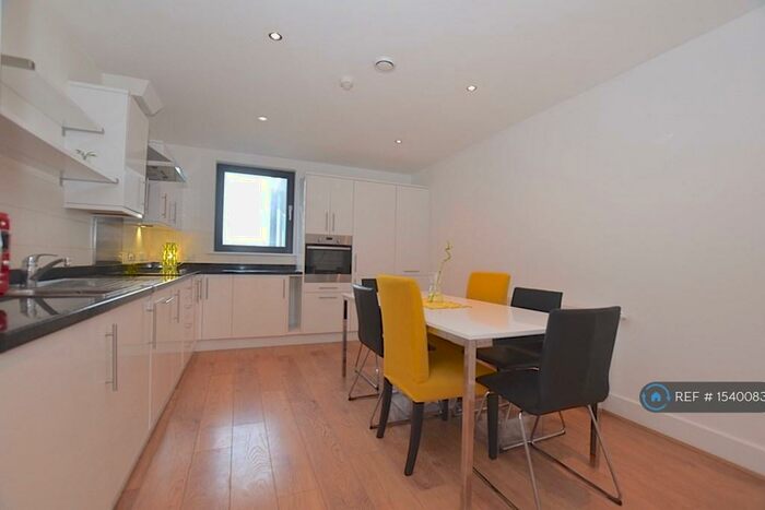 3 Bedroom Flat To Rent In Fulton Road, Wembley, HA9