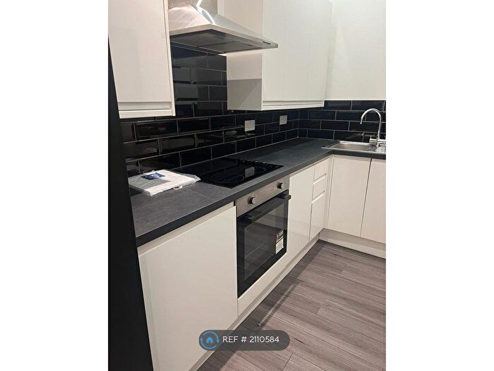 1 Bedroom Flat To Rent In Oswald Road, Scunthorpe, DN15