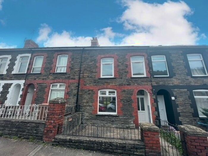 3 Bedroom Property To Rent In School Street, Llanbradach, Caerphilly, CF83