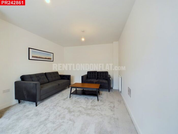 4 Bedroom Terraced House To Rent In Omaha Grove, Paddock Wood, Tonbridge, TN12