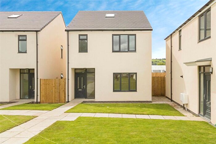 4 Bedroom Detached House For Sale In Jarnail Close, Bishopsworth, BS13