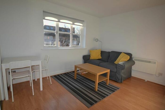 Studio To Rent In Upton Close, Somerton Road, London, NW2