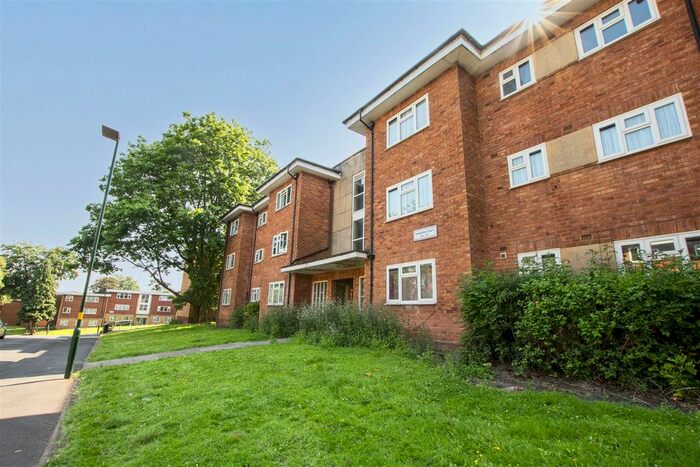 1 Bedroom Flat For Sale In Hampshire Court, Abdon Avenue, Birmingham, B29