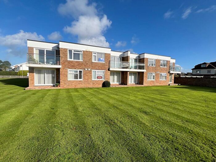 2 Bedroom Flat For Sale In Sea Road, Barton On Sea, Hampshire., BH25