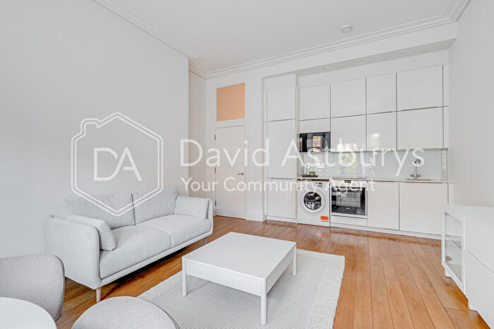 2 Bedroom Flat To Rent In Fellows Road, Swiss Cottage, London, NW3