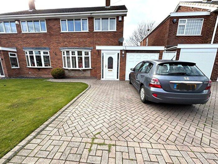 3 Bedroom Semi Detached House For Sale In Southfield Road, Wednesfield, WV11