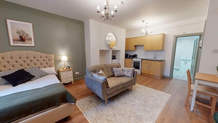 1 Bedroom Flat To Rent In Flat, Princes Road, Liverpool, Merseyside, L8