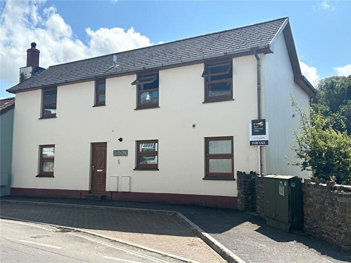 4 Bedroom End Of Terrace House For Sale In Victoria Street, Combe Martin, Ilfracombe, EX34