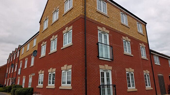 2 Bedroom Flat For Sale In Harrier Way, Hardwicke, Ee, Hardwicke, GL2