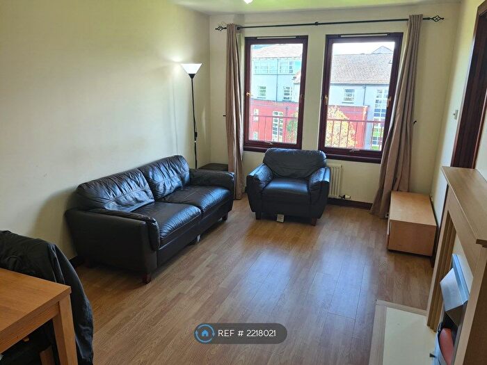 2 Bedroom Flat To Rent In Picktillum Place, Aberdeen, AB25