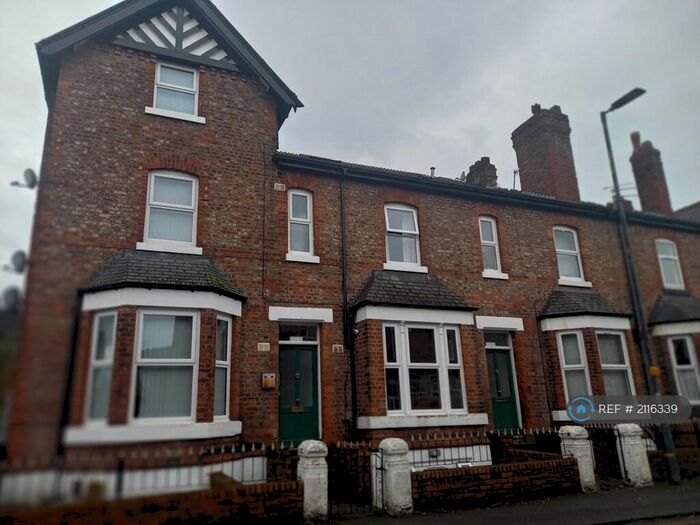 1 Bedroom Flat To Rent In Gloucester Road, Urmston, Manchester, M41