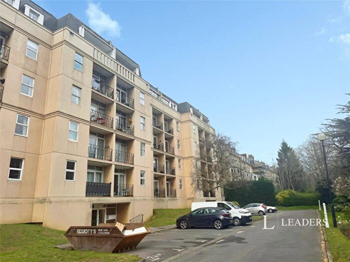 3 Bedroom Flat To Rent In Mayfield House, Lansdown Road, GL50