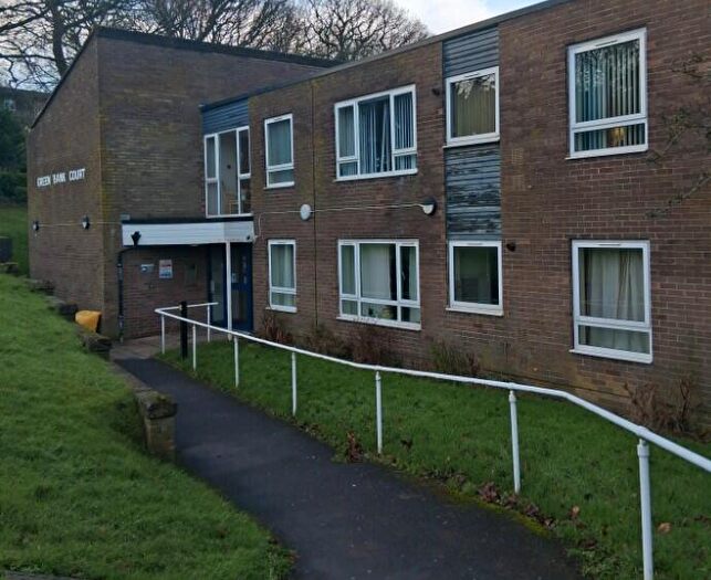 1 Bedroom Retirement Property To Rent In Milner Road, BD17