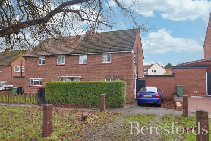 3 Bedroom Semi Detached House For Sale In Coldnailhurst Avenue, Braintree, CM7