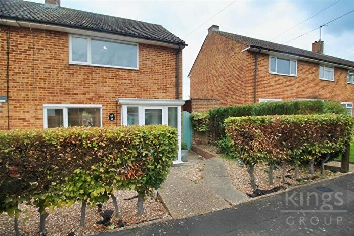 2 Bedroom Semi-Detached House For Sale In Barrow Lane, Cheshunt, Waltham Cross, EN7
