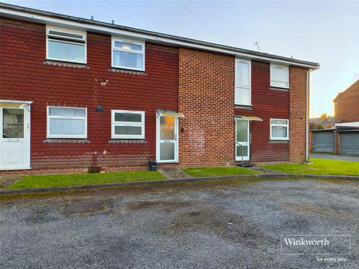 2 Bedroom Maisonette To Rent In Kendrick Road, Reading, Berkshire, RG1