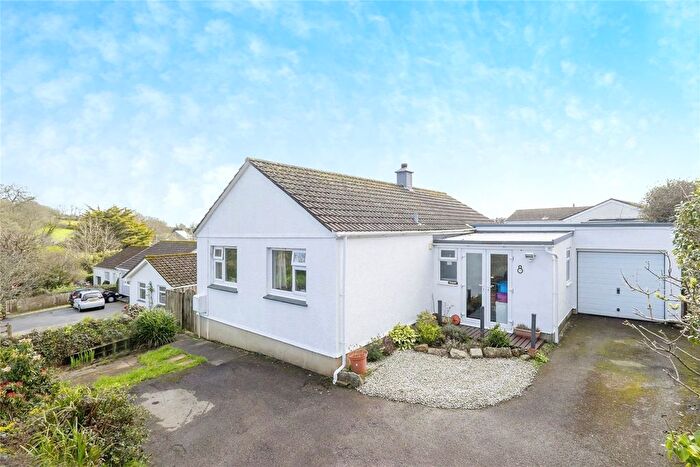 2 Bedroom Bungalow For Sale In Josephs Lane, Penzance, Cornwall, TR18