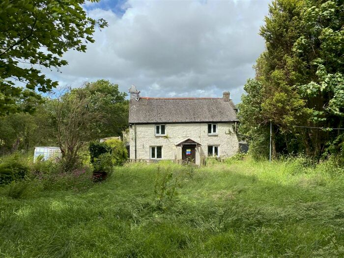 2 Bedroom Cottage For Sale In Near Roche, PL26