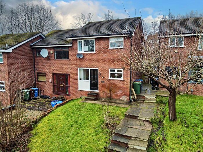 3 Bedroom Terraced House For Sale In Newstead Grove, Bredbury, SK6