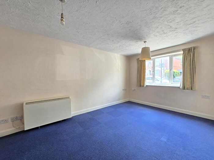 1 Bedroom Flat To Rent In Online Enquiries Only! Shaftesbury Avenue, Portswood, SO17