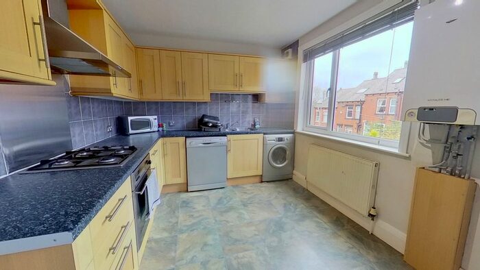 3 Bedroom Terraced House To Rent In Norman Mount, Kirkstall, Leeds, LS5