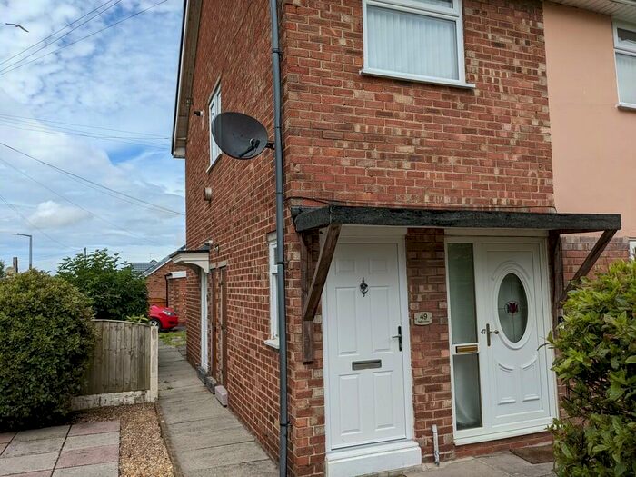 2 Bedroom Flat To Rent In Sefton Drive, Maghull, L31