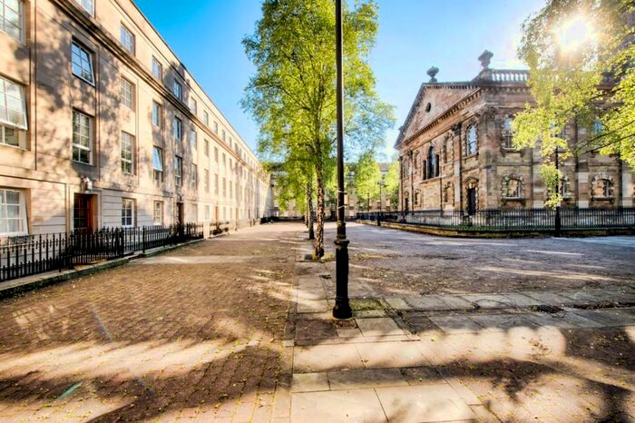 1 Bedroom Flat To Rent In Saint Andrew's Square, Glasgow, G1