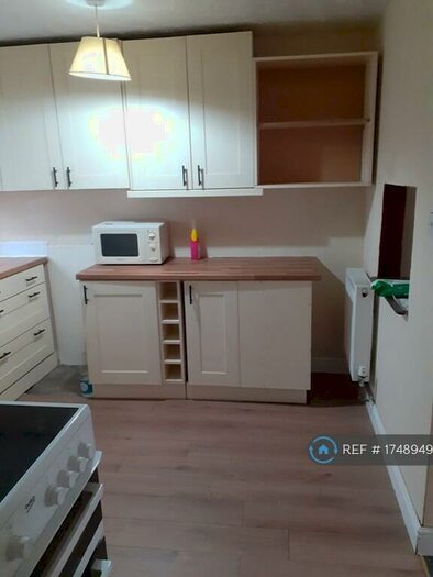 4 Bedroom Terraced House To Rent In Farm Field Court, Northampton, NN3